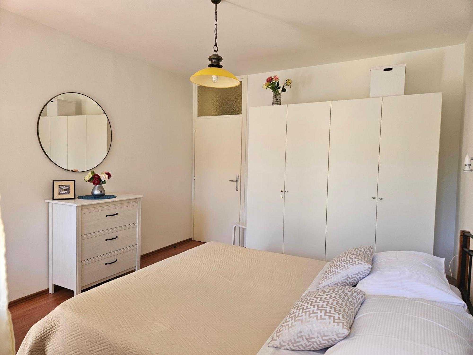Apartment Romana With A Spacious Terrace Split Bagian luar foto